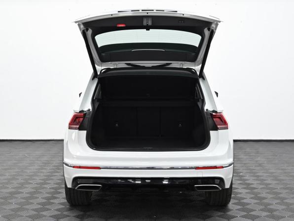 Volkswagen Tiguan II с пробегом 2018 года, цена 2 349 000 рублей, 96000 км, внедорожник, Автокод Объявления