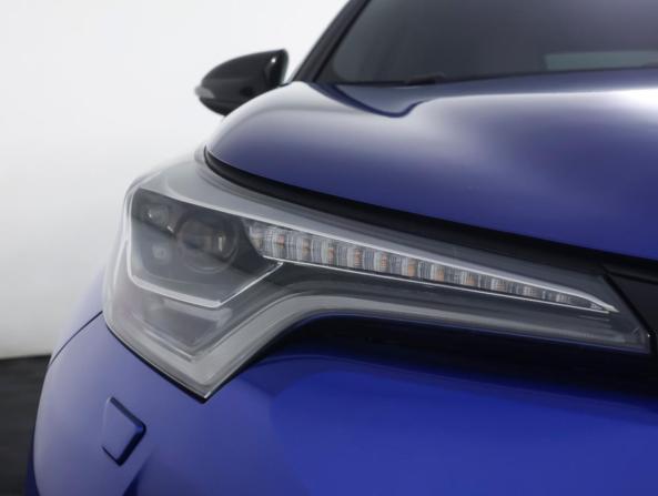 Toyota C-HR I с пробегом 2018 года, цена 2 590 000 рублей, 63830 км, внедорожник, Автокод Объявления