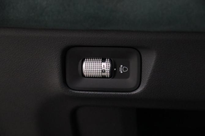 Geely Monjaro I с пробегом 2023 года, цена 3 295 950 рублей, 62130 км, внедорожник, Автокод Объявления