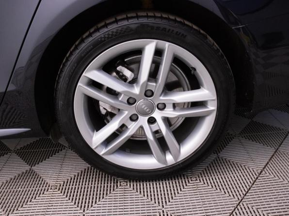 Audi A4 IV (B8) Рестайлинг с пробегом 2014 года, цена 1 824 000 рублей, 213032 км, седан, Автокод Объявления