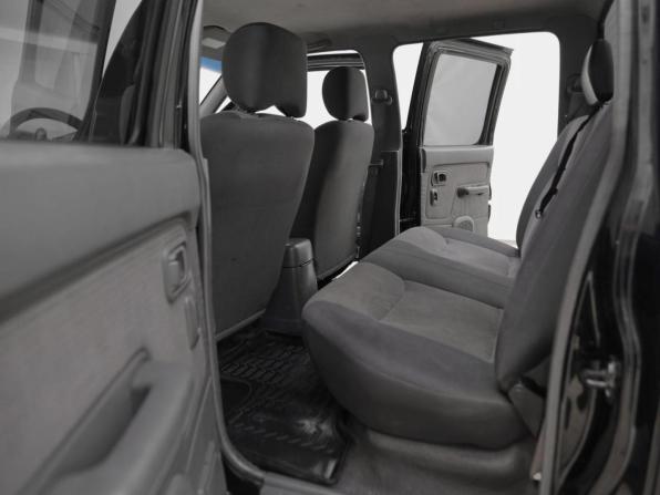 Nissan NP300 с пробегом 2012 года, цена 759 000 рублей, 148799 км, offers.body_type.unknown, Автокод Объявления