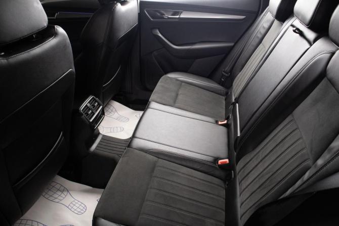 Skoda Karoq I с пробегом 2020 года, цена 2 249 000 рублей, 110532 км, внедорожник, Автокод Объявления