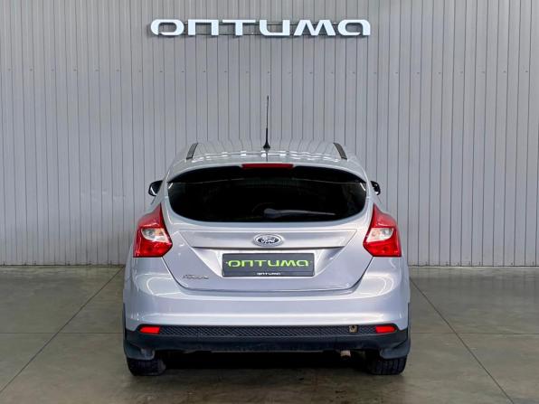 Ford Focus III с пробегом 2012 года, цена 947 000 рублей, 147652 км, хэтчбек, Автокод Объявления