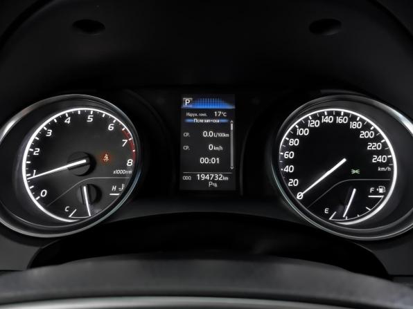 Toyota Camry VIII (XV70) с пробегом 2019 года, цена 2 255 000 рублей, 194723 км, седан, Автокод Объявления