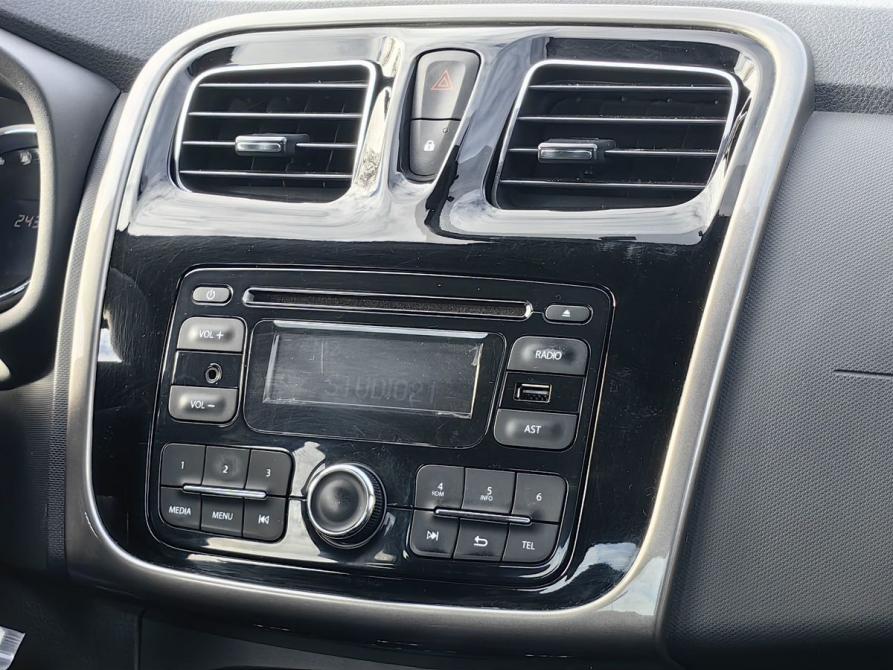 Renault Logan II Санкт-Петербург  - изображение 10