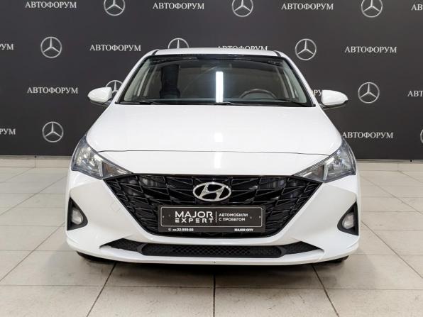 Hyundai Solaris II Рестайлинг с пробегом 2022 года, цена 1 440 000 рублей, 136784 км, седан, Автокод Объявления