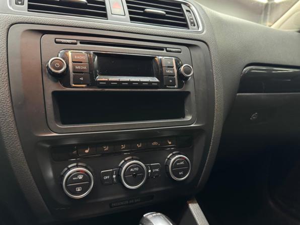 Volkswagen Jetta VI с пробегом 2012 года, цена 1 047 000 рублей, 157900 км, седан, Автокод Объявления