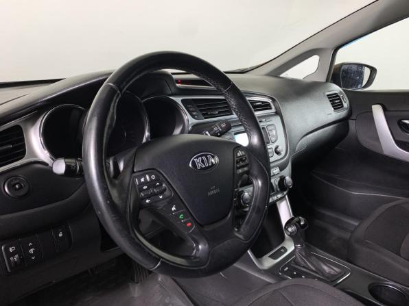 Kia Ceed II Рестайлинг с пробегом 2016 года, цена 1 070 000 рублей, 226364 км, хэтчбек, Автокод Объявления