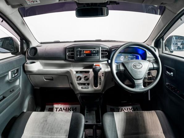 Daihatsu Mira e:S II с пробегом 2020 года, цена 675 000 рублей, 132000 км, хэтчбек, Автокод Объявления