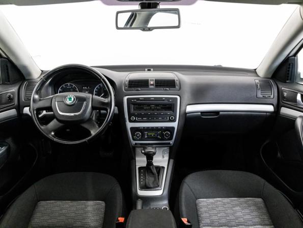 Skoda Octavia II (A5) Рестайлинг с пробегом 2012 года, цена 649 000 рублей, 134929 км, лифтбек, Автокод Объявления