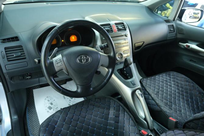 Toyota Auris I с пробегом 2007 года, цена 899 000 рублей, 147000 км, хэтчбек, Автокод Объявления