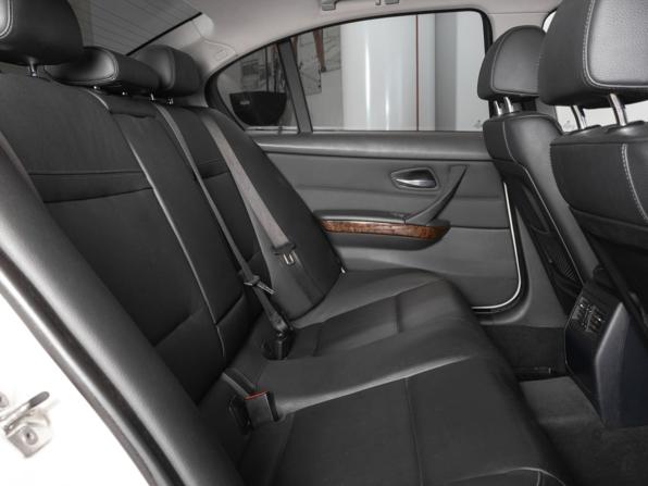 BMW 3 серии V (E90/E91/E92/E93) Рестайлинг с пробегом 2009 года, цена 1 525 000 рублей, 185753 км, седан, Автокод Объявления