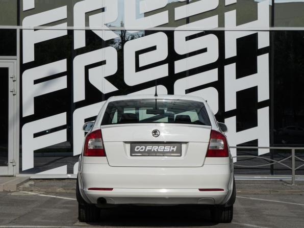 Skoda Octavia II (A5) Рестайлинг с пробегом 2012 года, цена 799 000 рублей, 228381 км, лифтбек, Автокод Объявления