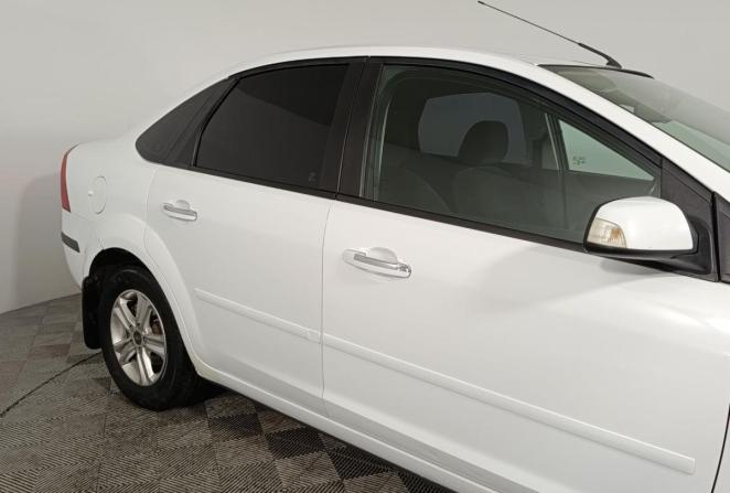 Ford Focus II Рестайлинг с пробегом 2007 года, цена 650 000 рублей, 122000 км, седан, Автокод Объявления