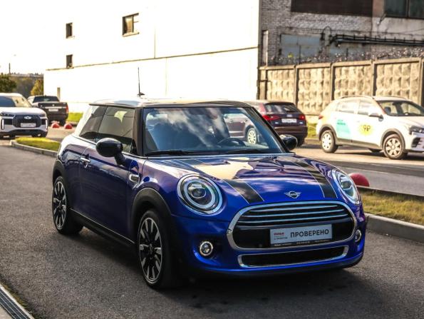 Mini Hatch III (F55/F56) Рестайлинг с пробегом 2020 года, цена 2 399 000 рублей, 82000 км, хэтчбек, Автокод Объявления