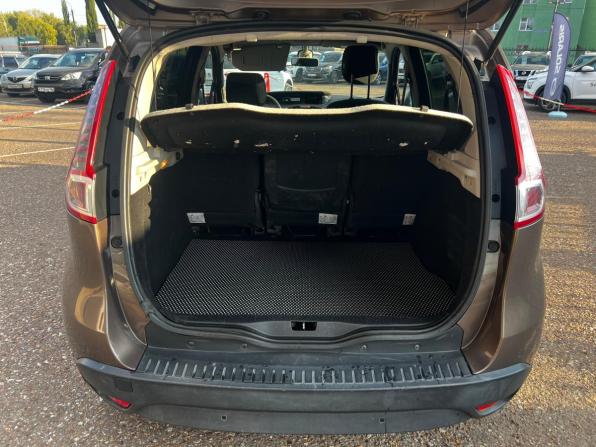 Renault Scenic III с пробегом 2011 года, цена 745 000 рублей, 247128 км, минивэн, Автокод Объявления