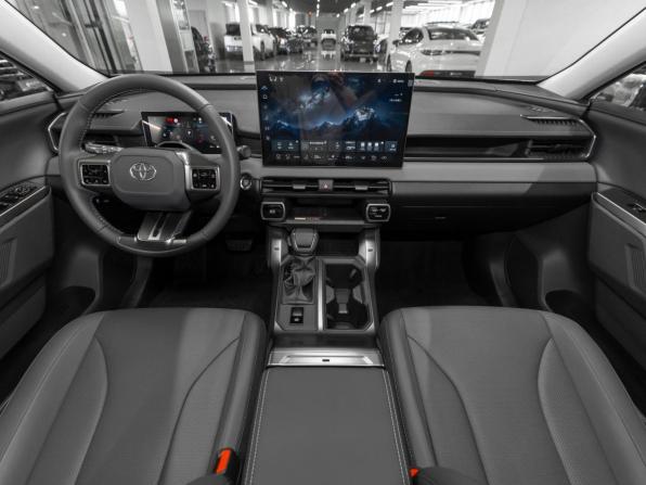Toyota RAV4 VI (XA60) с пробегом 2026 года, цена 4 100 000 рублей, 23 км, внедорожник, Автокод Объявления