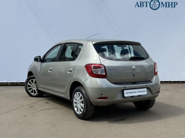 Renault Sandero II Рестайлинг с пробегом 2019 года, цена 990 000 рублей, 143088 км, хэтчбек, Автокод Объявления