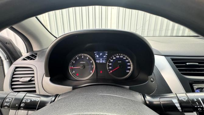 Hyundai Solaris I с пробегом 2013 года, цена 739 000 рублей, 213917 км, седан, Автокод Объявления