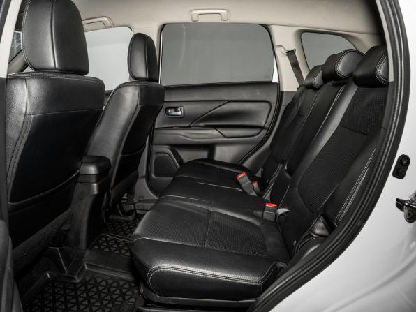 Mitsubishi Outlander III с пробегом 2013 года, цена 1 599 000 рублей, 128768 км, внедорожник, Автокод Объявления