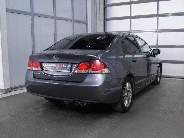 Honda Civic VIII Рестайлинг с пробегом 2009 года, цена 749 995 рублей, 238186 км, седан, Автокод Объявления