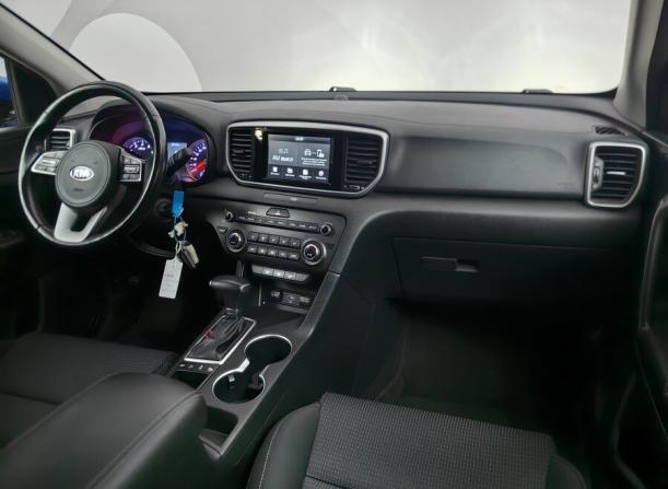 Kia Sportage IV Рестайлинг с пробегом 2018 года, цена 2 249 000 рублей, 140000 км, внедорожник, Автокод Объявления