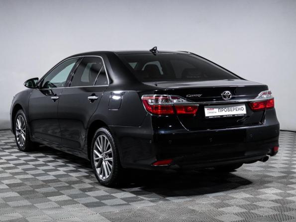 Toyota Camry VII (XV50) Рестайлинг 2 с пробегом 2017 года, цена 2 450 000 рублей, 98888 км, седан, Автокод Объявления
