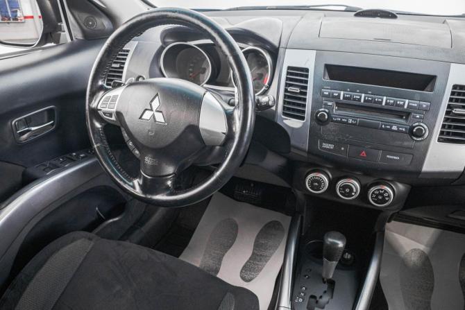 Mitsubishi Outlander II с пробегом 2007 года, цена 1 099 000 рублей, 219000 км, внедорожник, Автокод Объявления