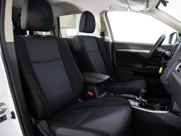 Mitsubishi Outlander III Рестайлинг 2 с пробегом 2018 года, цена 1 899 000 рублей, 110978 км, внедорожник, Автокод Объявления