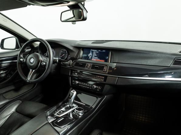 BMW 5 серии VI (F10/F11/F07) Рестайлинг с пробегом 2013 года, цена 2 375 900 рублей, 135000 км, седан, Автокод Объявления