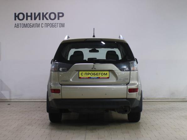 Mitsubishi Outlander II с пробегом 2008 года, цена 899 000 рублей, 248048 км, внедорожник, Автокод Объявления