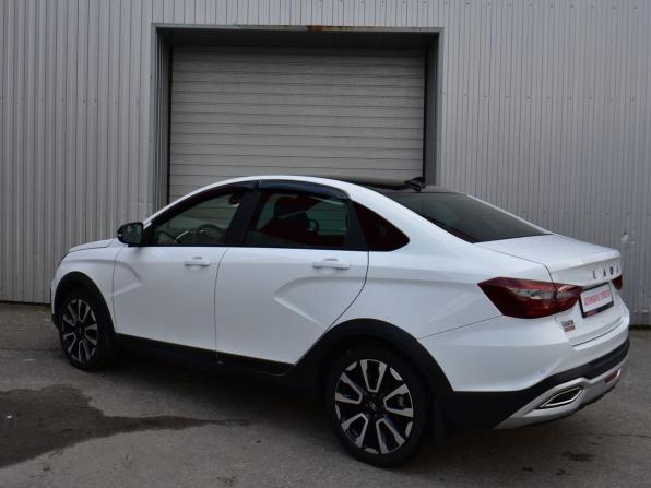 Lada (ВАЗ) Vesta I Рестайлинг (NG) с пробегом 2024 года, цена 1 549 000 рублей, 8325 км, седан, Автокод Объявления