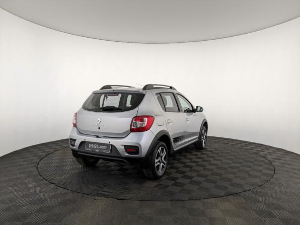 Renault Sandero II Рестайлинг с пробегом 2022 года, цена 1 470 000 рублей, 24650 км, хэтчбек, Автокод Объявления