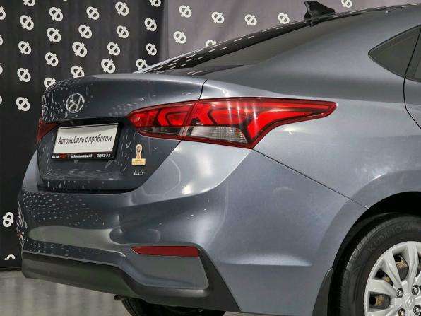 Hyundai Solaris II с пробегом 2018 года, цена 1 265 000 рублей, 133435 км, седан, Автокод Объявления
