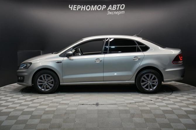 Volkswagen Polo V Рестайлинг с пробегом 2020 года, цена 1 565 000 рублей, 130700 км, седан, Автокод Объявления