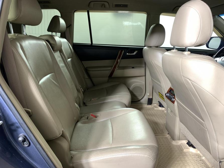 Toyota Highlander II (XU40) Рестайлинг Москва  - изображение 17