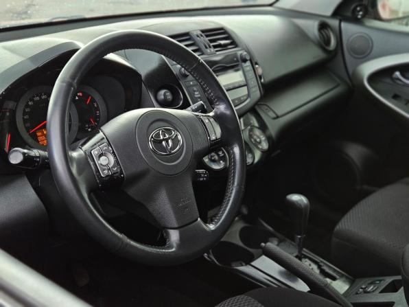 Toyota RAV4 III (XA30) Рестайлинг с пробегом 2012 года, цена 1 320 000 рублей, 246000 км, внедорожник, Автокод Объявления