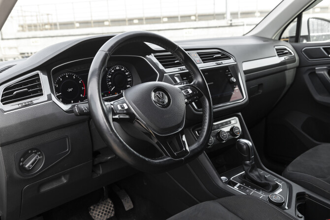 Volkswagen Tiguan II с пробегом 2017 года, цена 2 649 000 рублей, 141000 км, внедорожник, Автокод Объявления