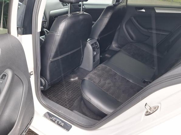 Volkswagen Jetta VI с пробегом 2015 года, цена 1 015 000 рублей, 231000 км, седан, Автокод Объявления