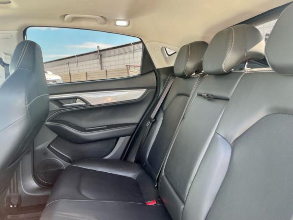 JAC J7 I с пробегом 2023 года, цена 1 227 000 рублей, 64780 км, лифтбек, Автокод Объявления