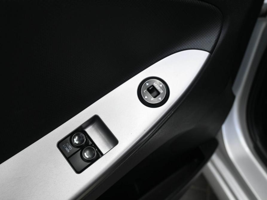 Hyundai Solaris I Рестайлинг Ростов-на-Дону  - изображение 18