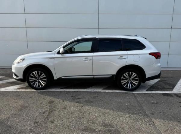 Mitsubishi Outlander III Рестайлинг 3 с пробегом 2020 года, цена 2 150 000 рублей, 171296 км, внедорожник, Автокод Объявления