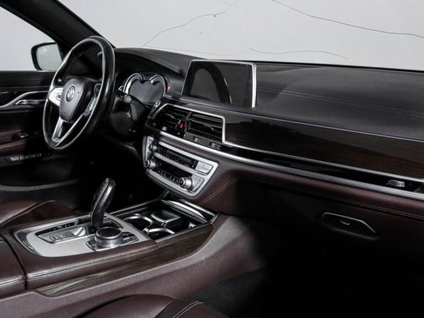 BMW 7 серии VI (G11/G12) с пробегом 2016 года, цена 2 600 000 рублей, 209023 км, седан, Автокод Объявления