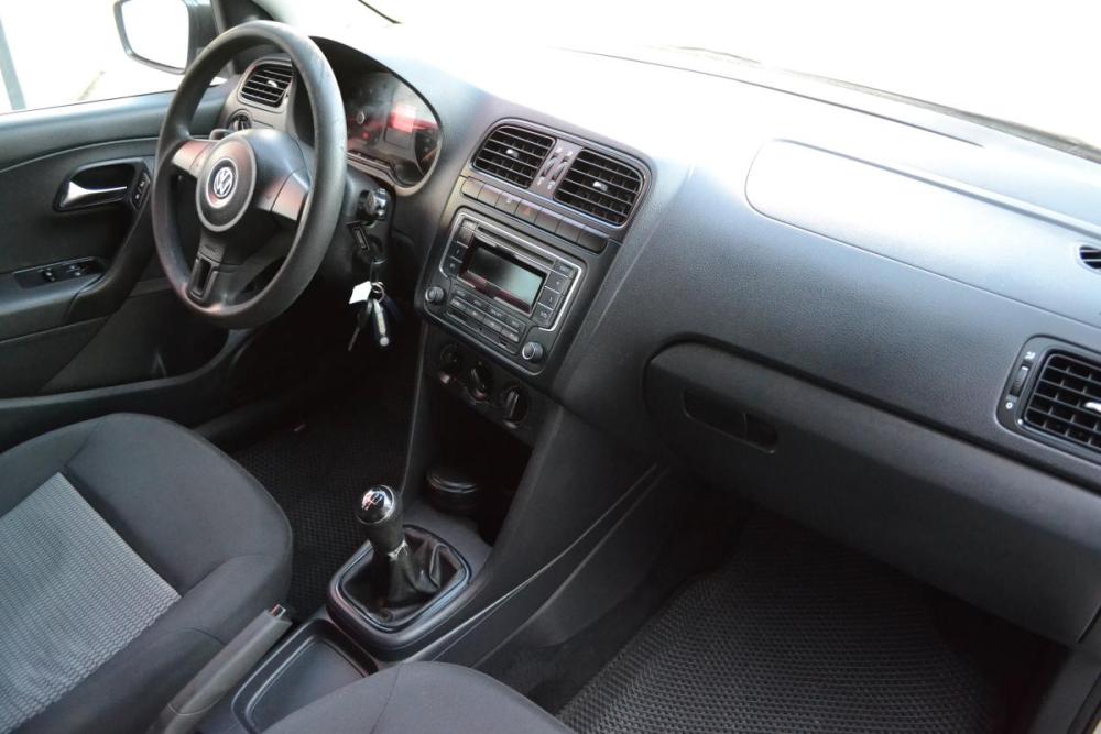 Volkswagen Polo V Старый Оскол  - изображение 9