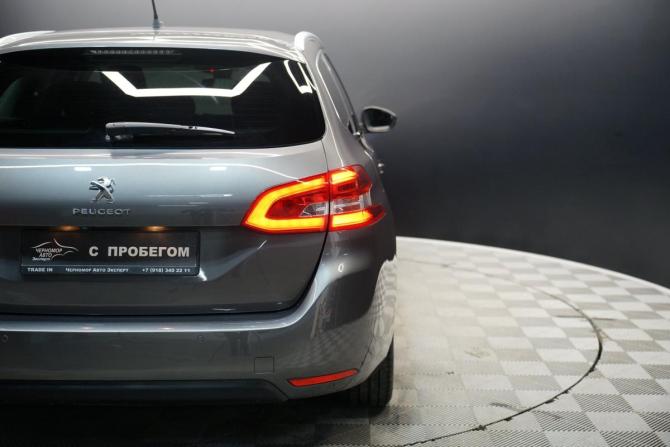 Peugeot 308 II Рестайлинг с пробегом 2019 года, цена 1 590 000 рублей, 178705 км, универсал, Автокод Объявления