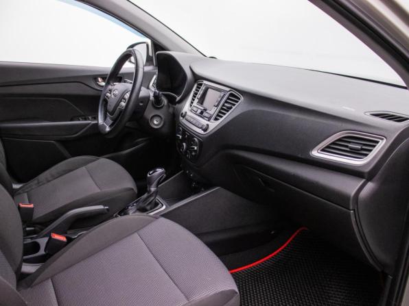 Hyundai Solaris II с пробегом 2019 года, цена 1 380 000 рублей, 108214 км, седан, Автокод Объявления