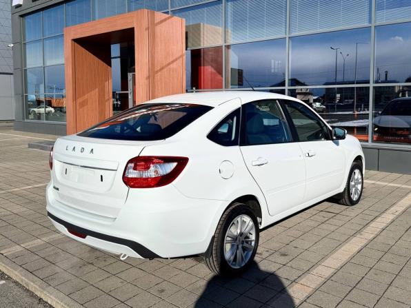 Lada (ВАЗ) Granta I Рестайлинг с пробегом 2025 года, цена 1 210 000 рублей, 7 км, лифтбек, Автокод Объявления