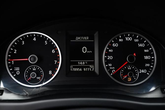 Volkswagen Tiguan I Рестайлинг с пробегом 2014 года, цена 1 554 000 рублей, 178882 км, внедорожник, Автокод Объявления