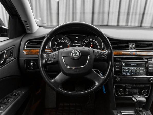 Skoda Superb II с пробегом 2012 года, цена 970 000 рублей, 274484 км, лифтбек, Автокод Объявления