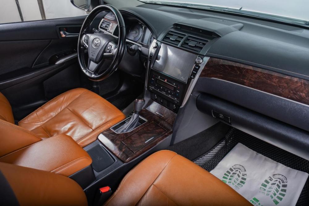 Toyota Camry VII (XV50) Рестайлинг Томск  - изображение 17